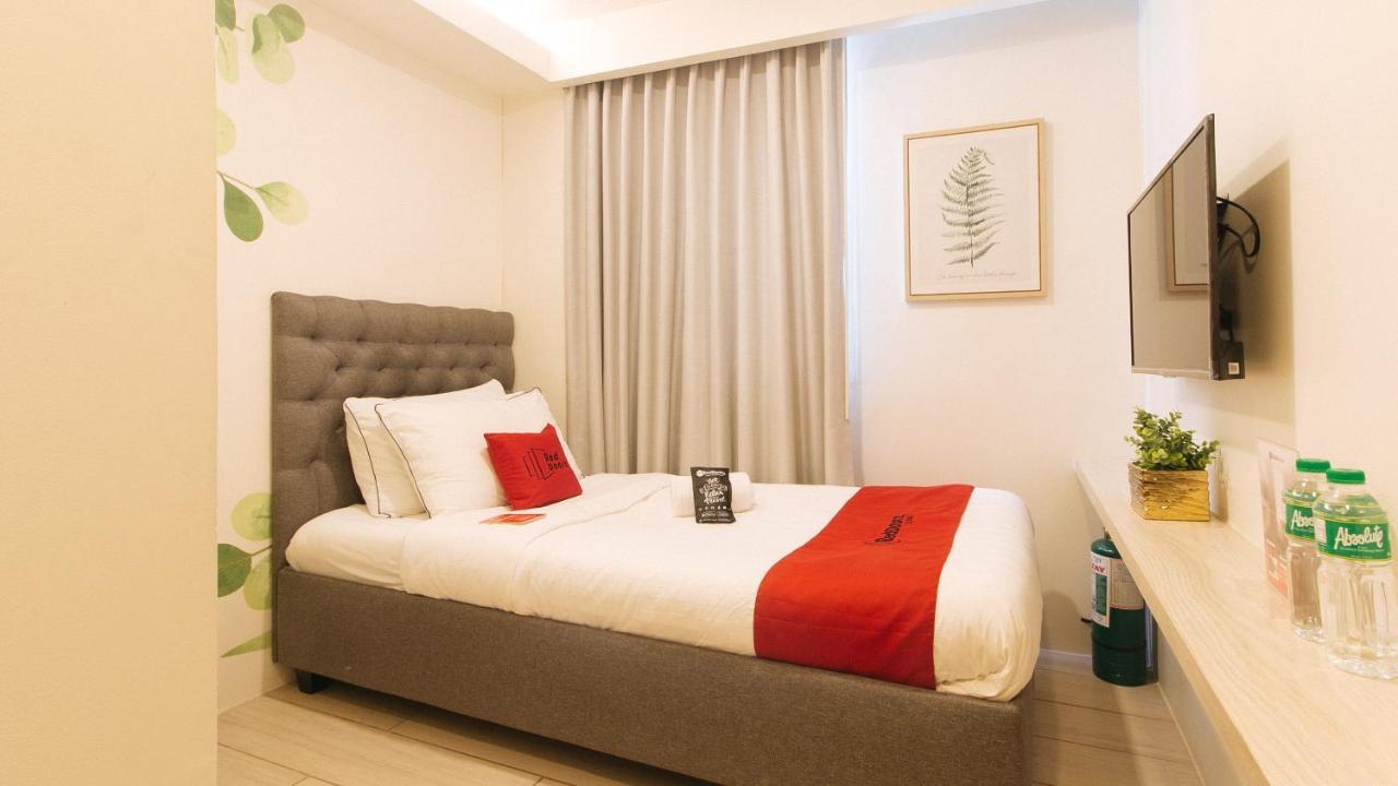 Reddoorz Plus At La Belle Residences Makati City Exterior photo
